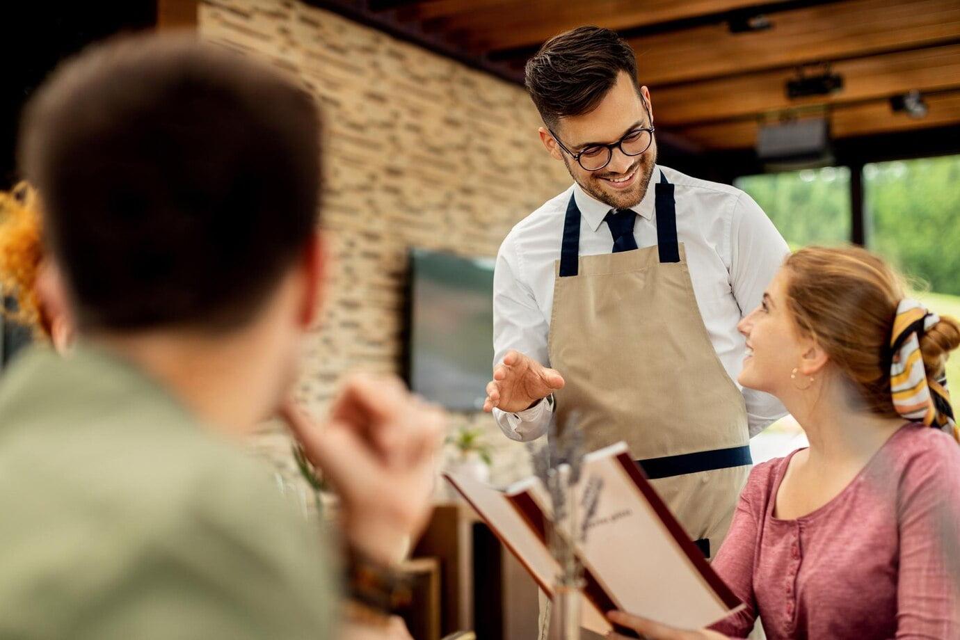 The Impact of Uniforms on Restaurant Waiters