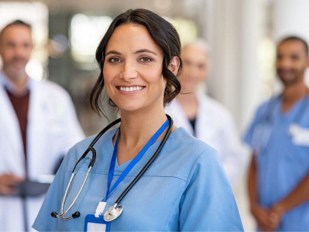 How to Find Nurse Uniforms in Dubai and Sharjah